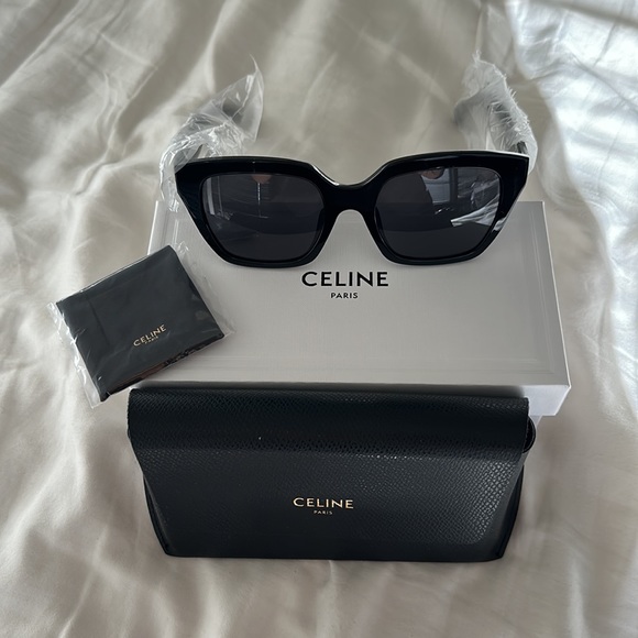 CELINE MONOCHROMS 03 SUNGLASSES IN ACETATE
BLACK - Picture 2 of 10